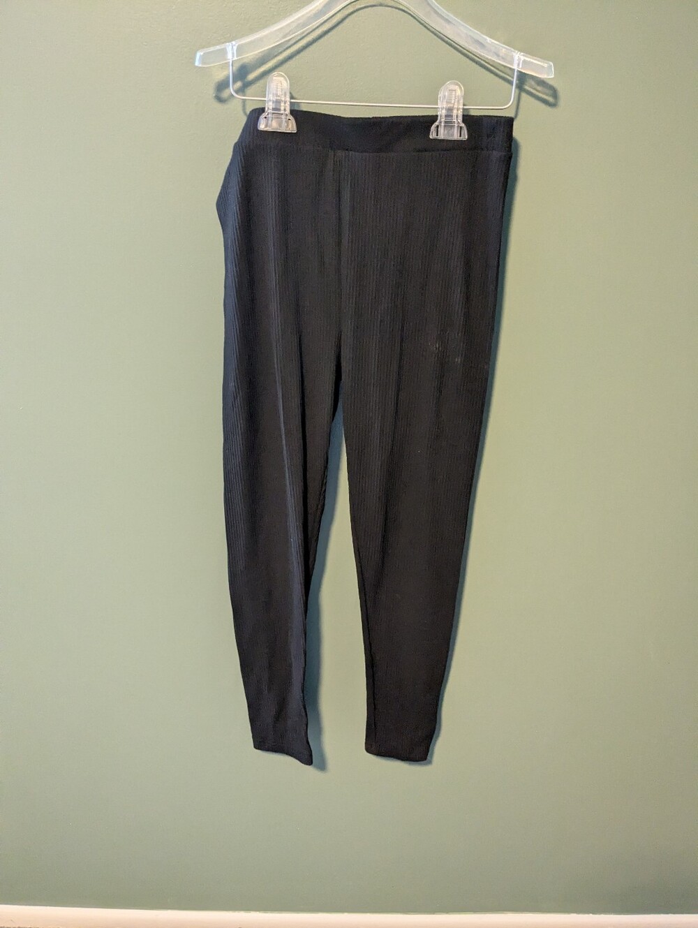Black Ribbed Knit Leggings- Size L/XL